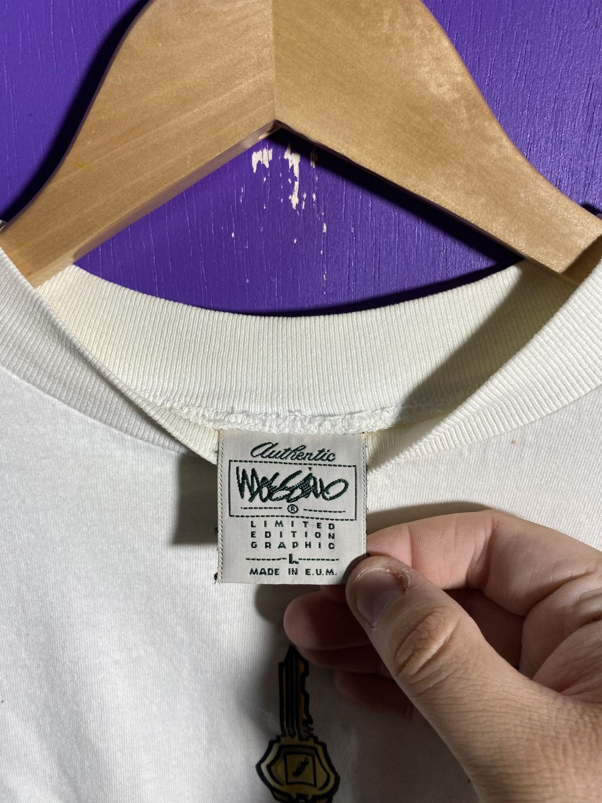 Mossimo × Vintage Vintage 90s Mossimo lock up on luck t-shirt Size US XL / EU 56 / 4 - 4 Thumbnail