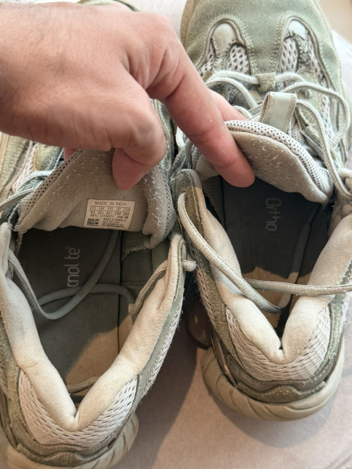 Yeezy Adidas Yeezy 500 Blush Size US 11 / EU 44 - 14 Thumbnail