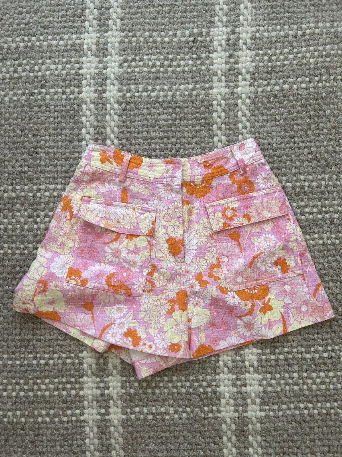 Maje Maje Flower Power Printed Floral Pink Shorts Size 25" / US 0 / IT 36 - 2 Thumbnail