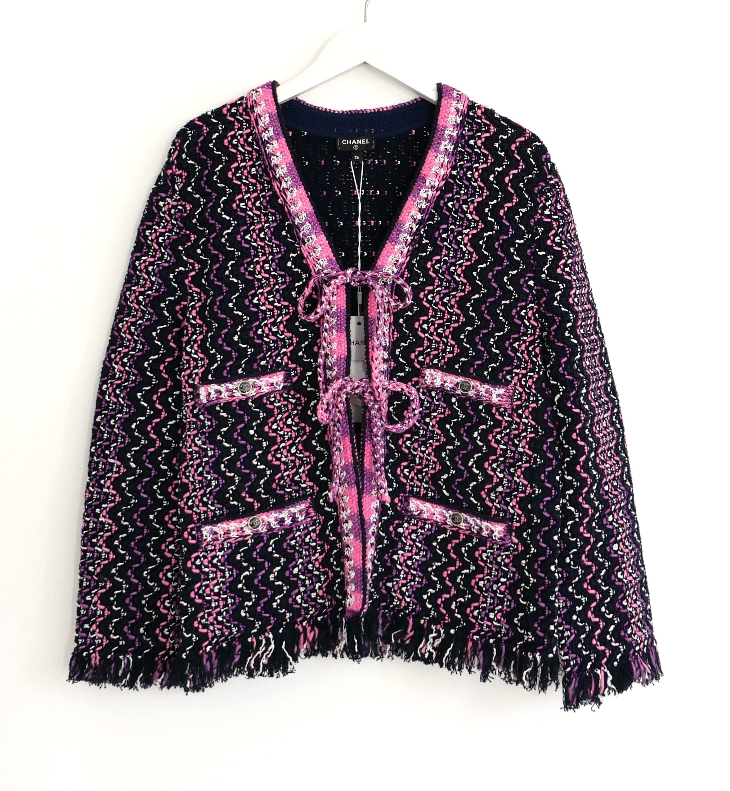 Chanel Chanel Spring 2021 Navy & Pink Knit Jacket 21P Size XS / US 0-2 / IT 36-38 - 1 Thumbnail