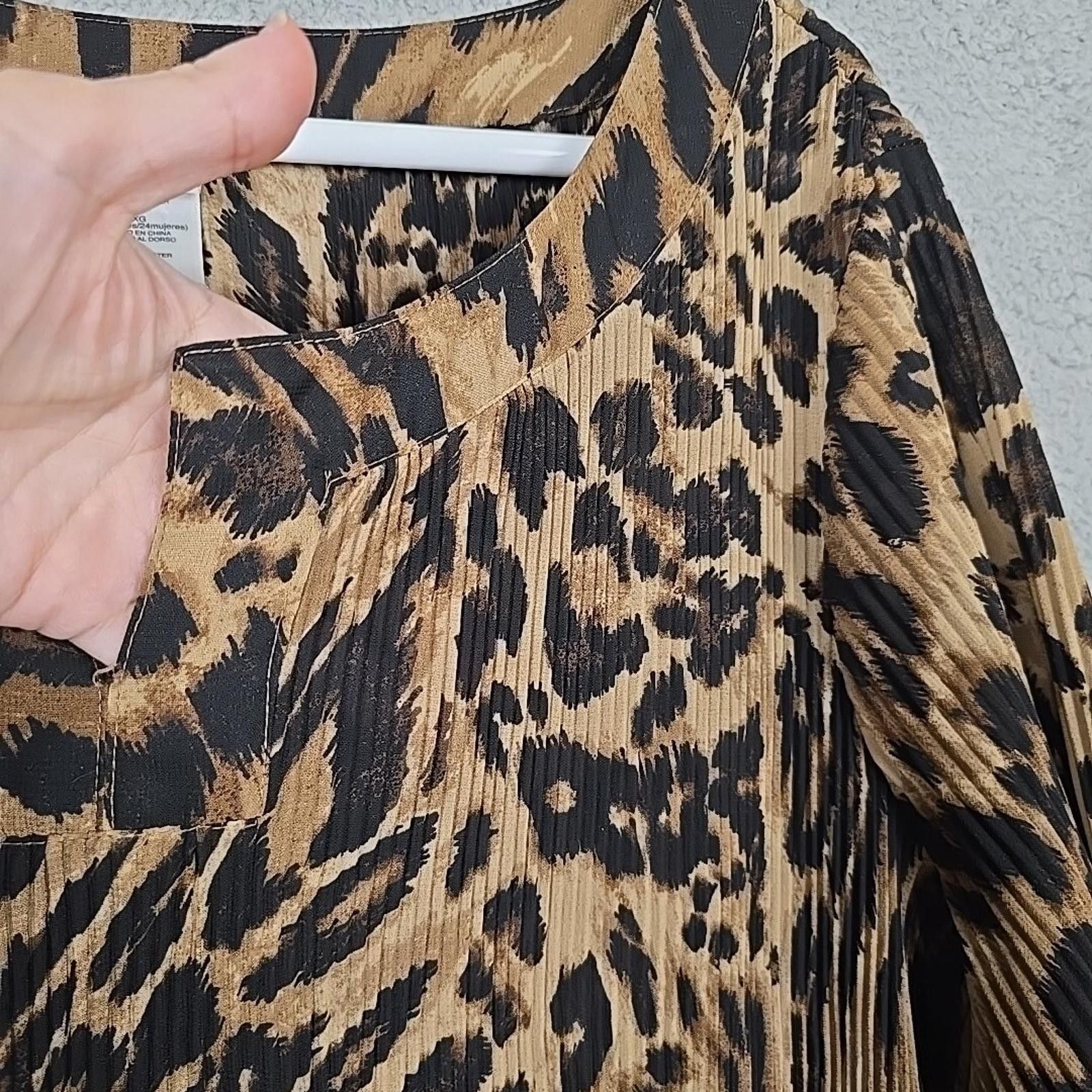 Other JMS Womens Plus Size 3X Leopard Print Pleated Top 3/4 Sleeve Size 3XL / US 20-22 - 6 Thumbnail