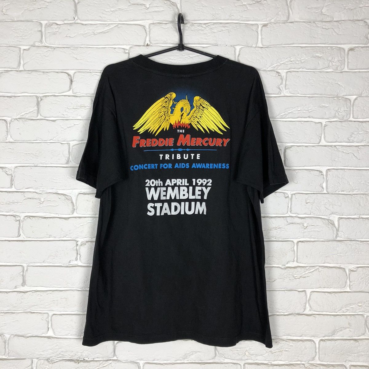 Band Tees Freddie Mercury 1992 Tribute Queen vintage tee t shirt Size US XL / EU 56 / 4 - 6 Thumbnail