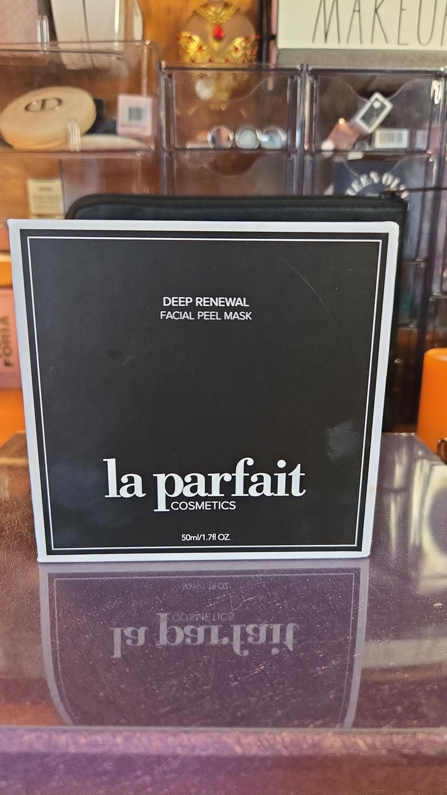 Other La Parfait Deep Renewal Facial Peel Mask – New $149 MSRP Size ONE SIZE - 1 Thumbnail