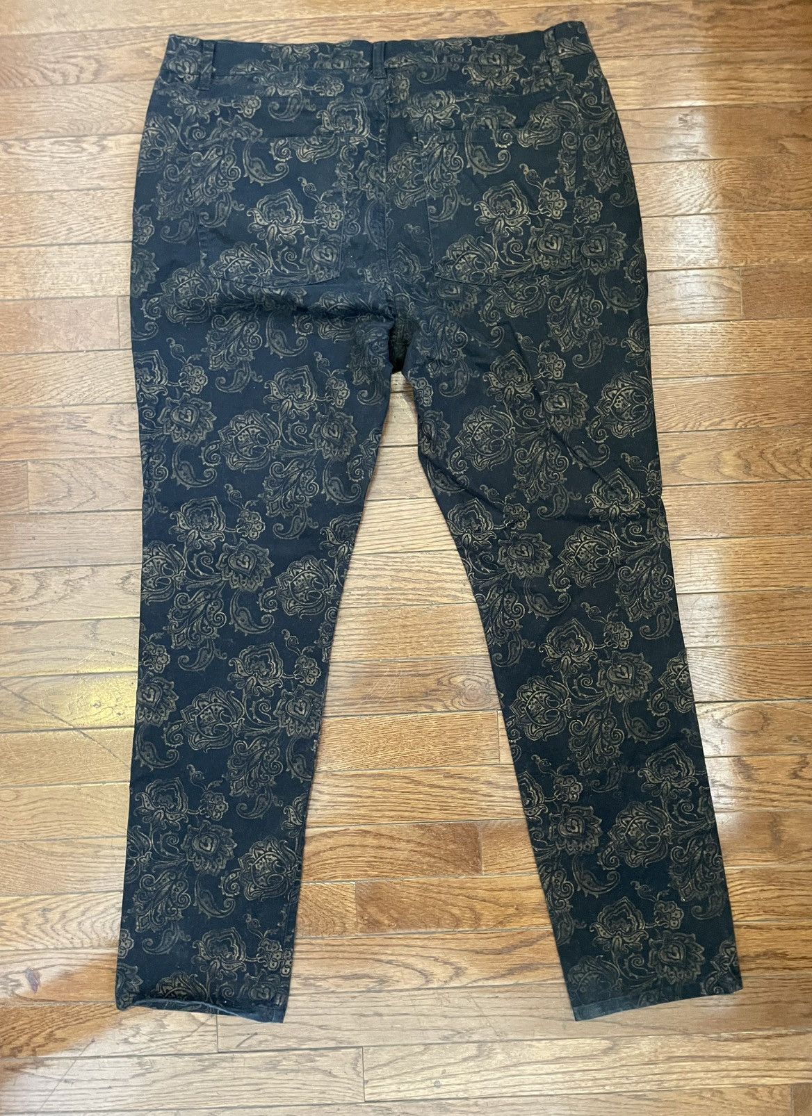 Lauren Ralph Lauren Women’s Black & gold printed velvet textured pants Size 38" / US 16 / IT 52 - 2 Thumbnail