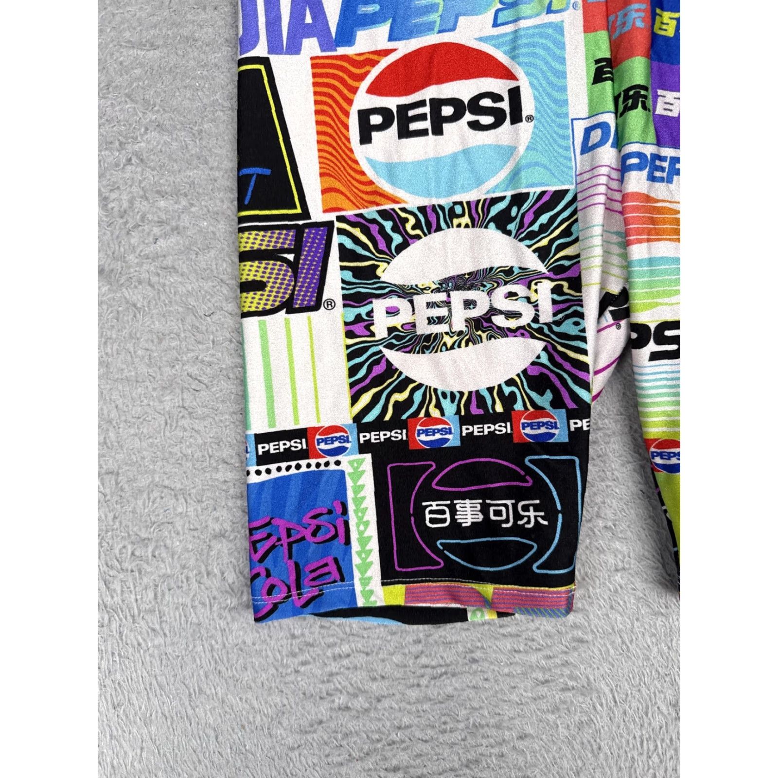 Forever 21 FOREVER 21 Pepsi Biker Shorts Womens Medium Multicolor Logo Print Activewear Size 32" / US 10 / IT 46 - 3 Thumbnail