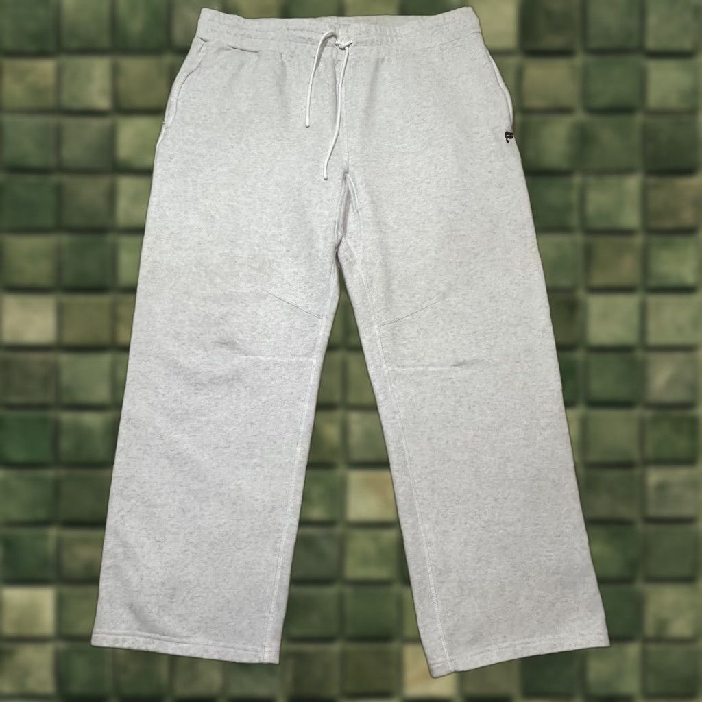 Fabletics Fabletics Sweat Pants Mens 2XL XXL Beige Wide Leg Running Athleisure Pants Casual Activewear Size US 39 - 1 Thumbnail