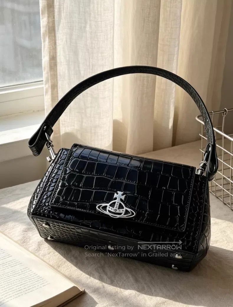 Vivienne Westwood Vivienne Westwood size OS Hazel black crocodile pattern sho Size ONE SIZE - 1 Thumbnail