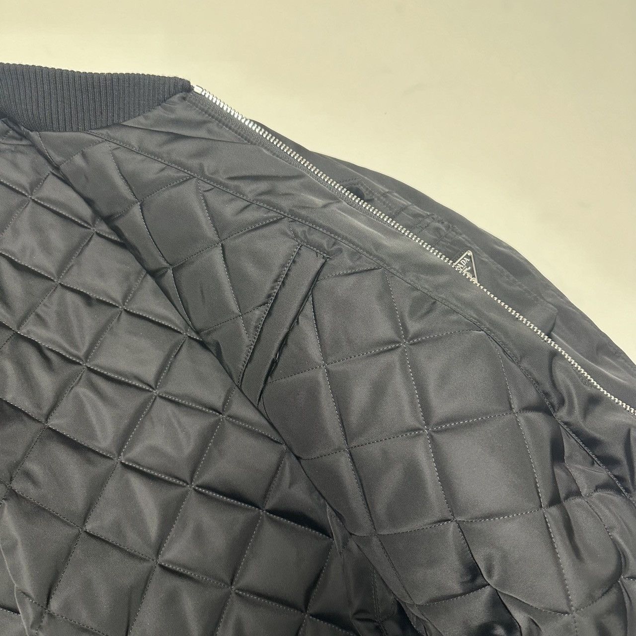 Prada Prada mens size XS S re-nylon Bomber jacket MA-1 Puffer Size US XS / EU 42 / 0 - 7 Thumbnail