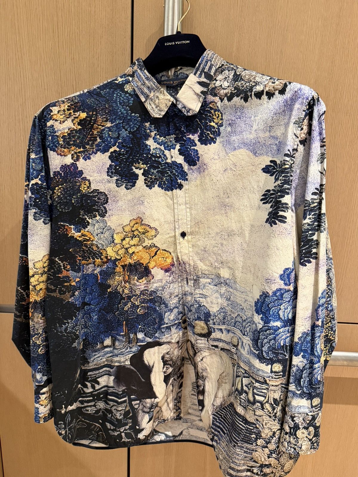 Louis Vuitton Louis Vuitton DNA Tapestry Print Shirt Size US L / EU 52-54 / 3 - 2 Thumbnail