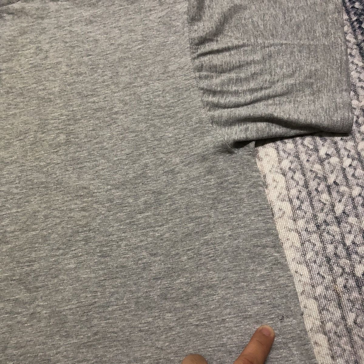 Nike Rare & Distressed Vintage Nike X Tiger Woods Grey Tees Size US L / EU 52-54 / 3 - 10 Thumbnail