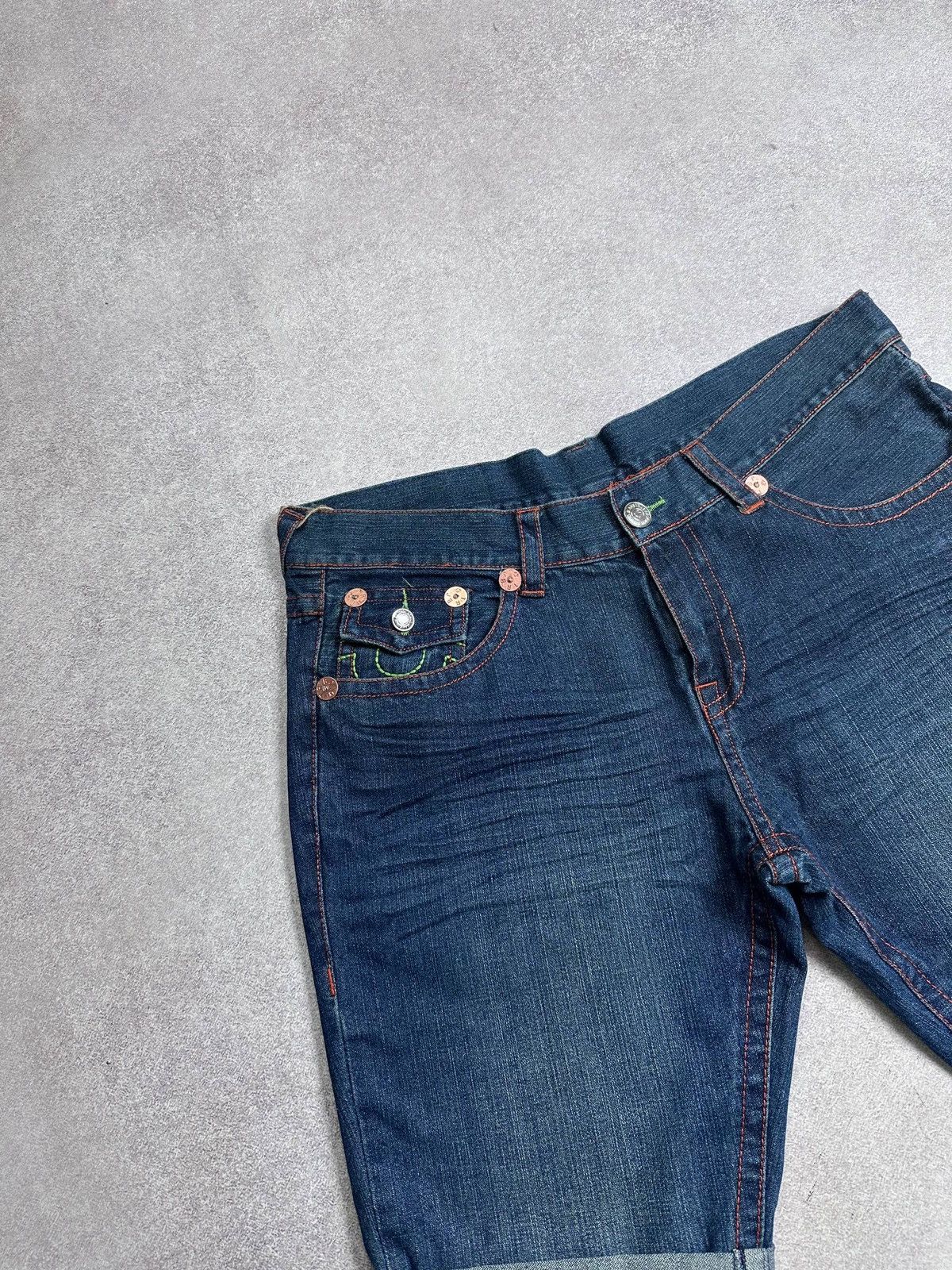 True Religion Vintage NWT True Religion Embroidery Denim Shorts Rare 38 Size US 38 / EU 54 - 6 Thumbnail