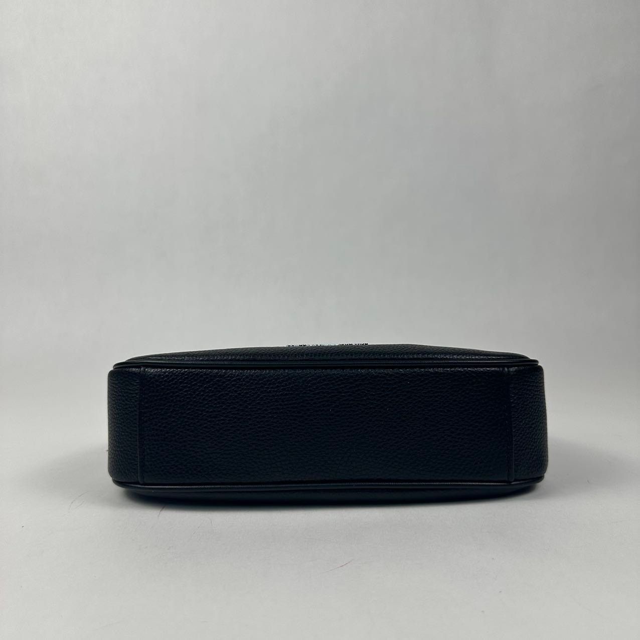 Michael Kors Michael Kors 35F3S4CU6L Cora Black SV Pebbled Leather Medium Size ONE SIZE - 6 Thumbnail