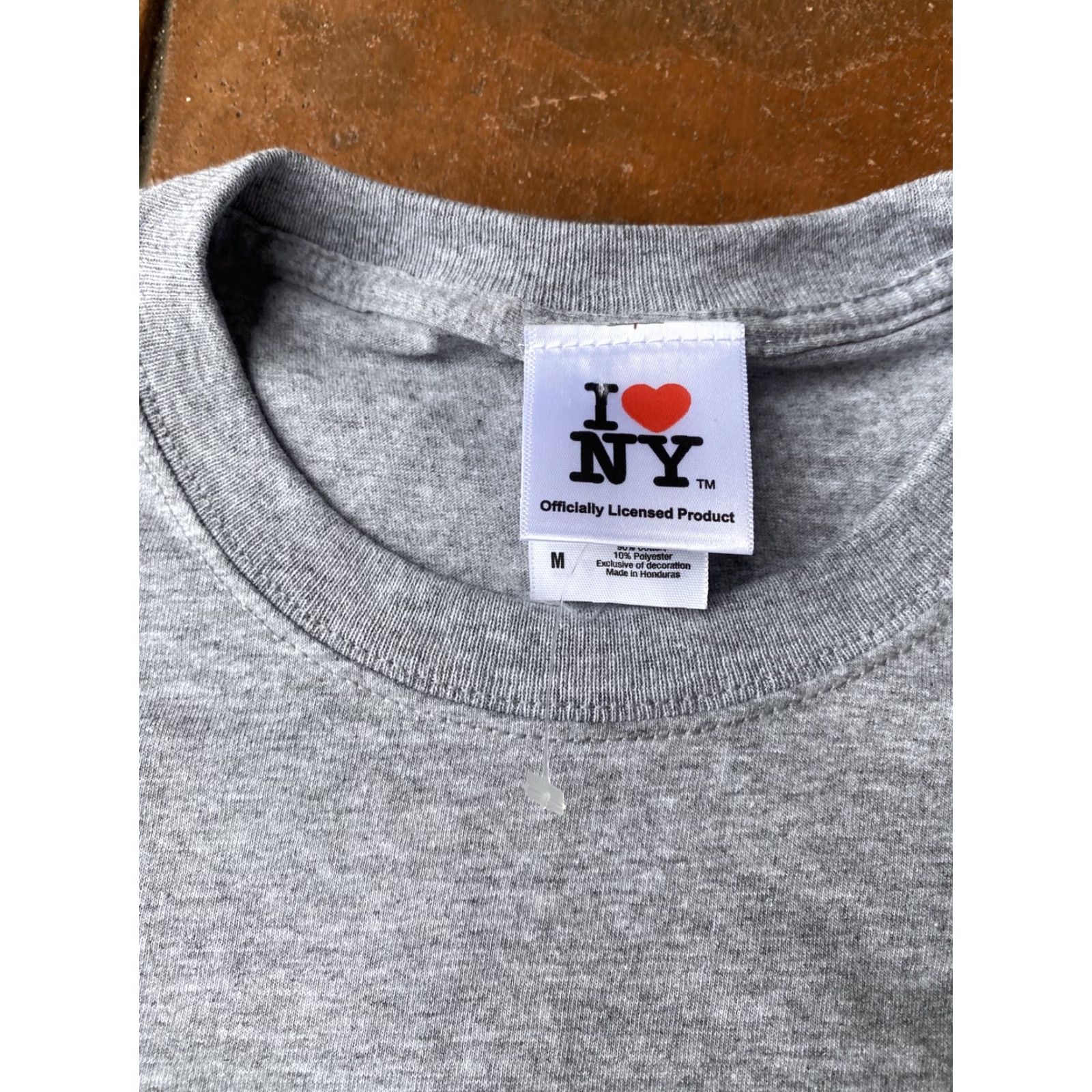 Fruit Of The Loom Vintage Y2K I Love NY Heart Official Gray Tourist T-Shirt Medium NEW User: Vintage Y2K I Love NY Heart Official Gray Tourist T-Shirt Medium NEW Size US M / EU 48-50 / 2 - 2 Thumbnail
