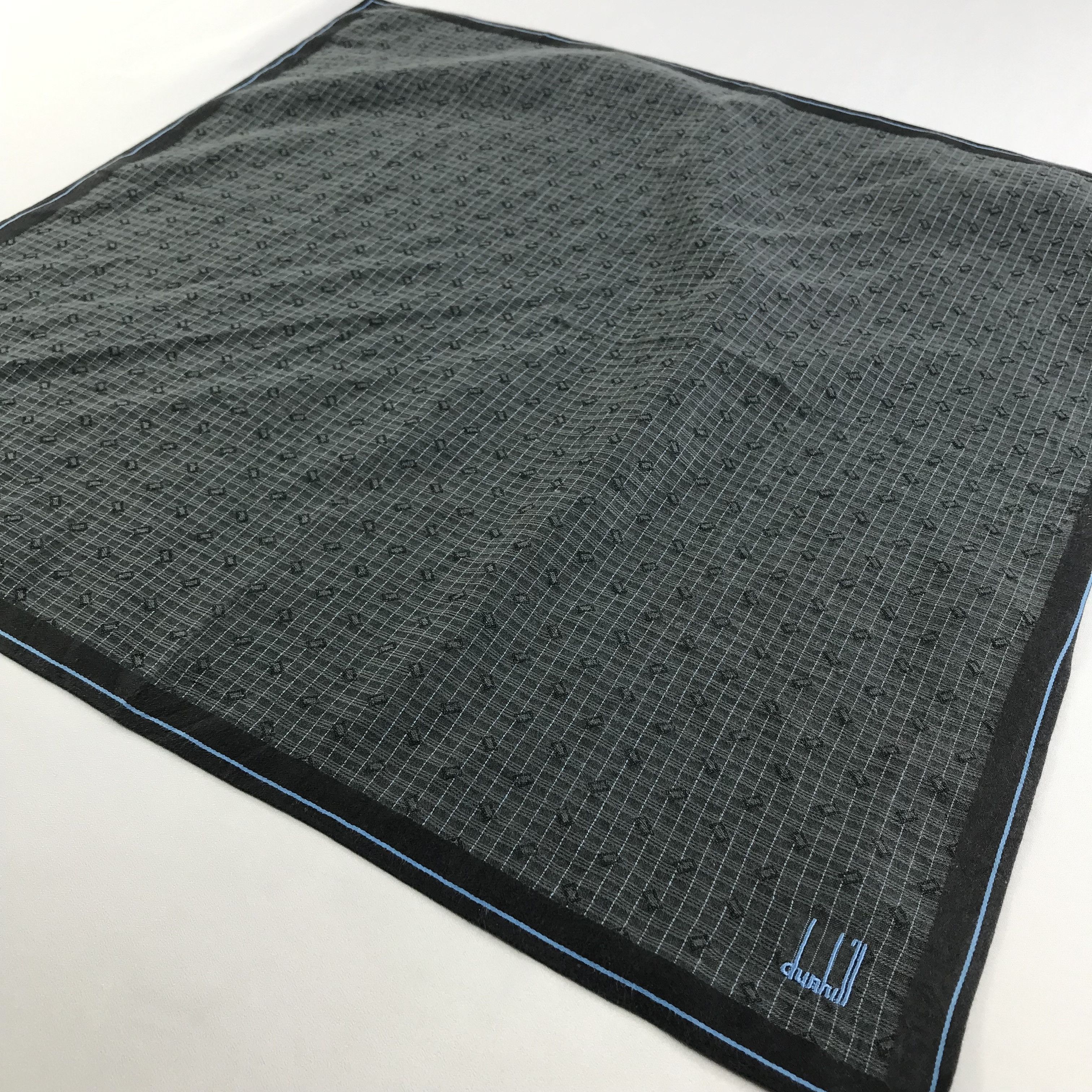 Alfred Dunhill × Vintage Dunhill Bandana / Handkerchief / Neckerchief - S2584 Size ONE SIZE - 2 Thumbnail