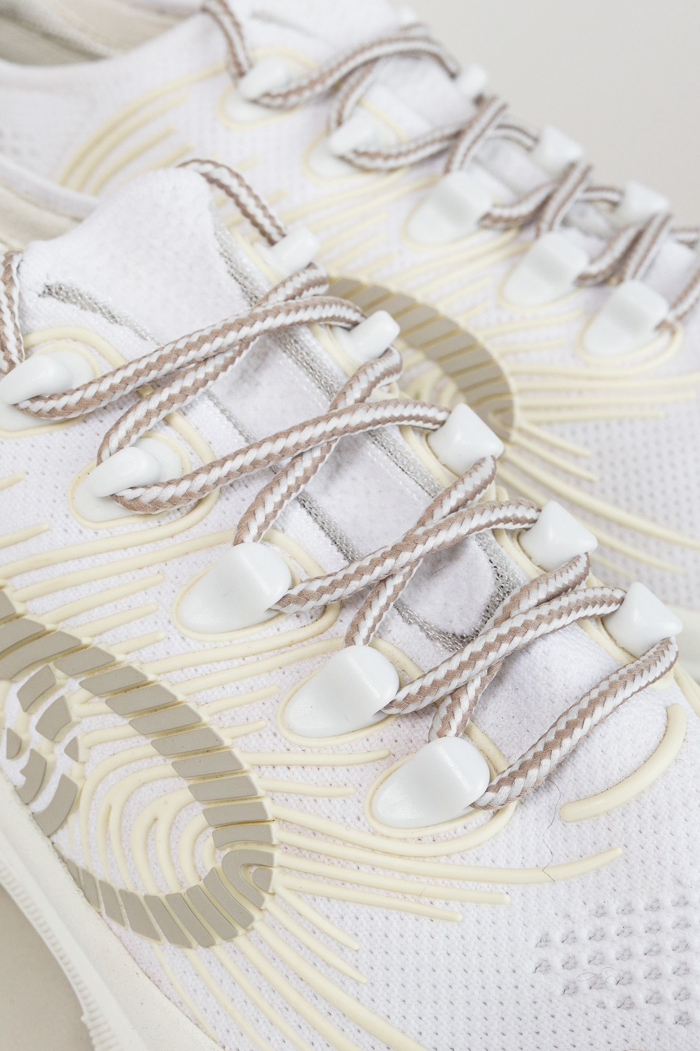 Gucci Gucci Run White Knit Logo Lace-Up Sneakers Size US 9 / IT 39 - 6 Thumbnail