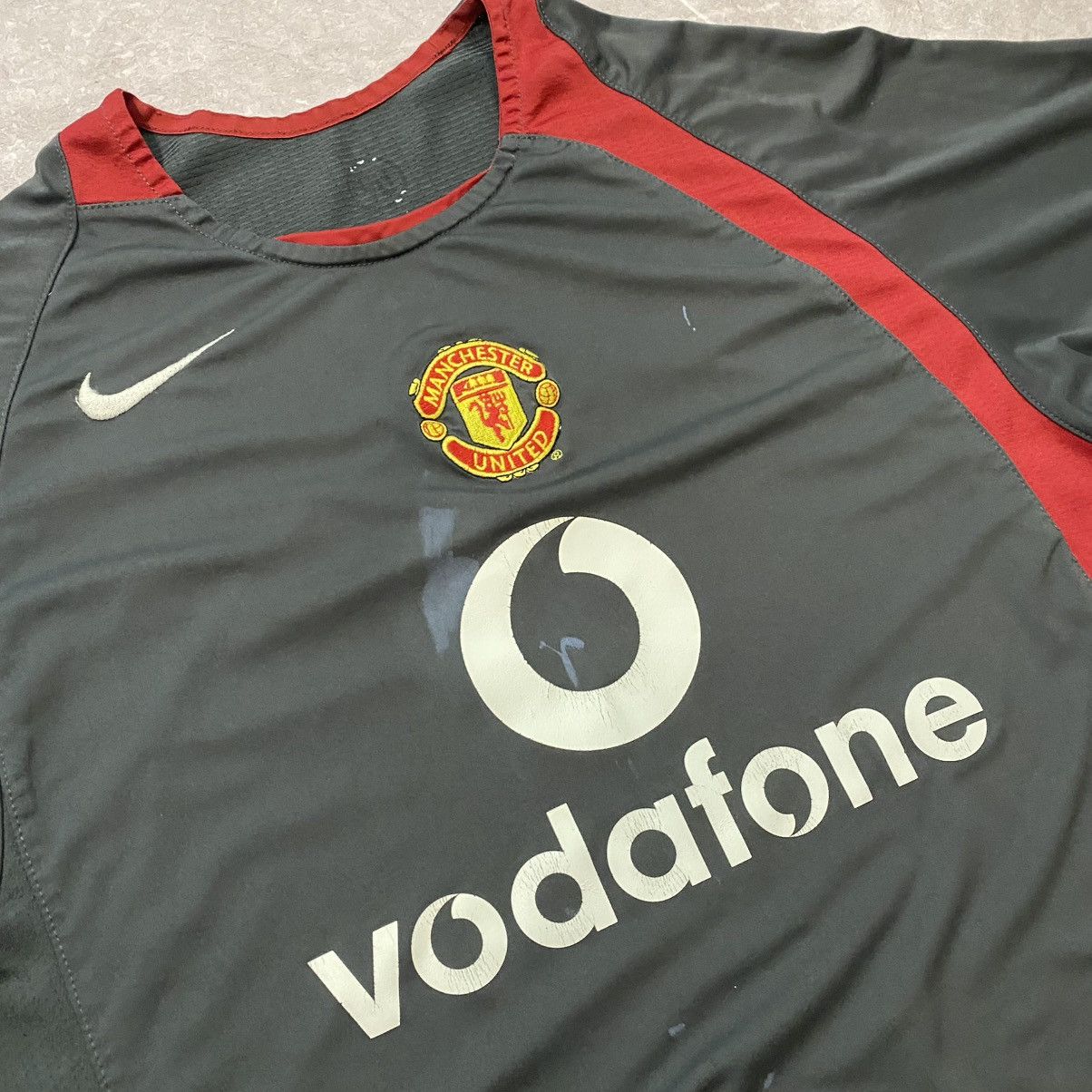 Nike VINTAGE NIKE MANCHESTER UNITED TEE SOCCER JERSEY CENTER LOGO Size US M / EU 48-50 / 2 - 3 Thumbnail