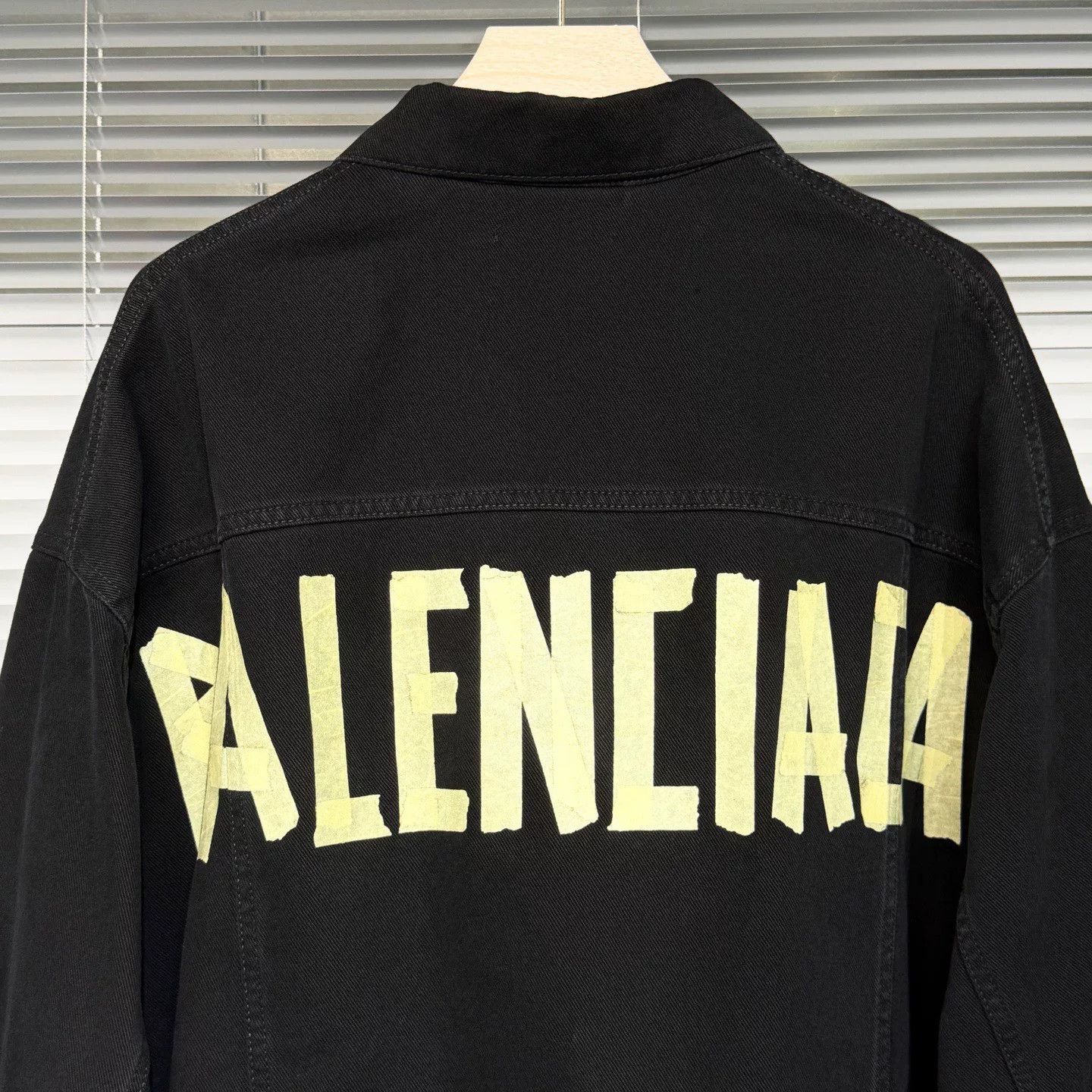 Balenciaga black balenciaga denim jacket with logo Size US M / EU 48-50 / 2 - 4 Thumbnail