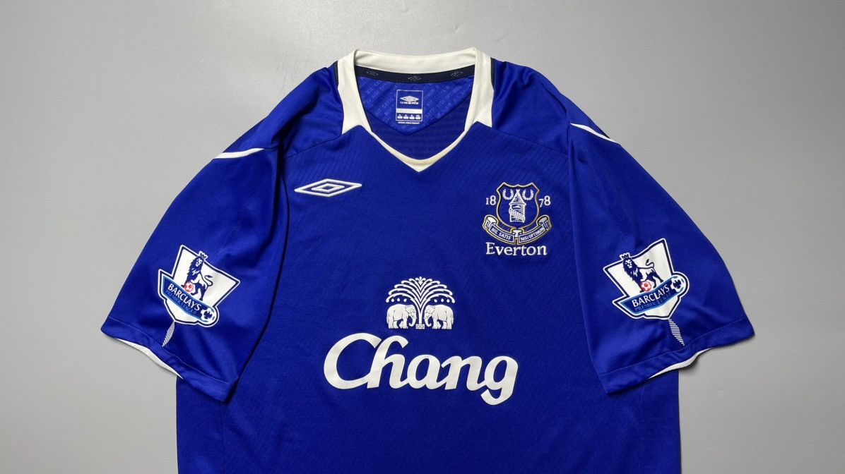 Umbro EVERTON UMBRO 2008/2009 FOOTBALL HOME JERSEY #17 CAHILL Size US XL / EU 56 / 4 - 3 Thumbnail
