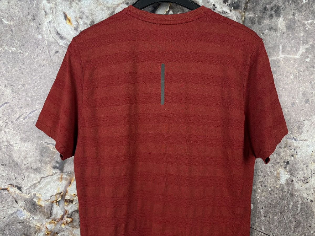 Asics Men’s Asics T-Shirt Red Sportswear Jersey Size XL Size US XL / EU 56 / 4 - 11 Thumbnail