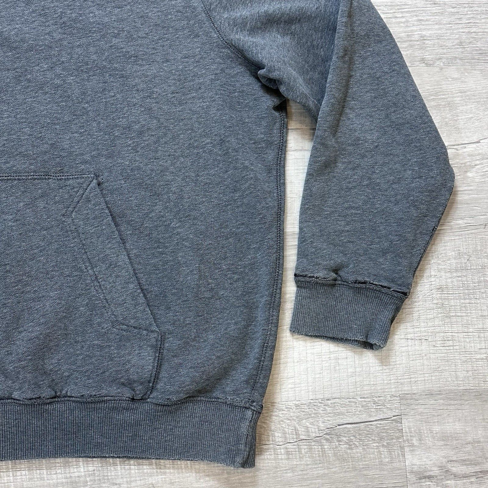 Nike Vintage Nike Hoodie Sweatshirt Gray Big Logo Center Swoosh Size US XL / EU 56 / 4 - 4 Thumbnail