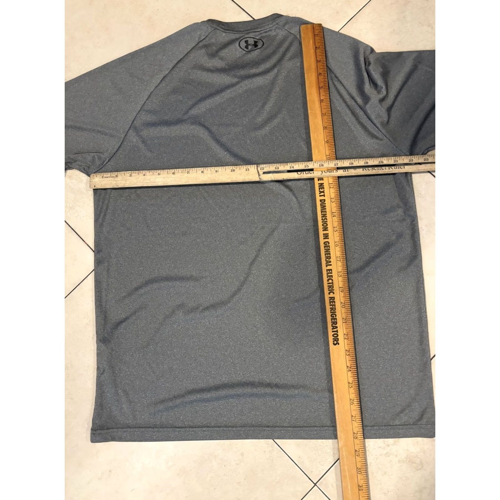 Under Armour Under Armour Shirt Mens XL Gray Short Sleeve Raglan Loose Fit Training Shirt T-Shirt Crew Neck Sports Moisture Wicking Size US XL / EU 56 / 4 - 6 Thumbnail