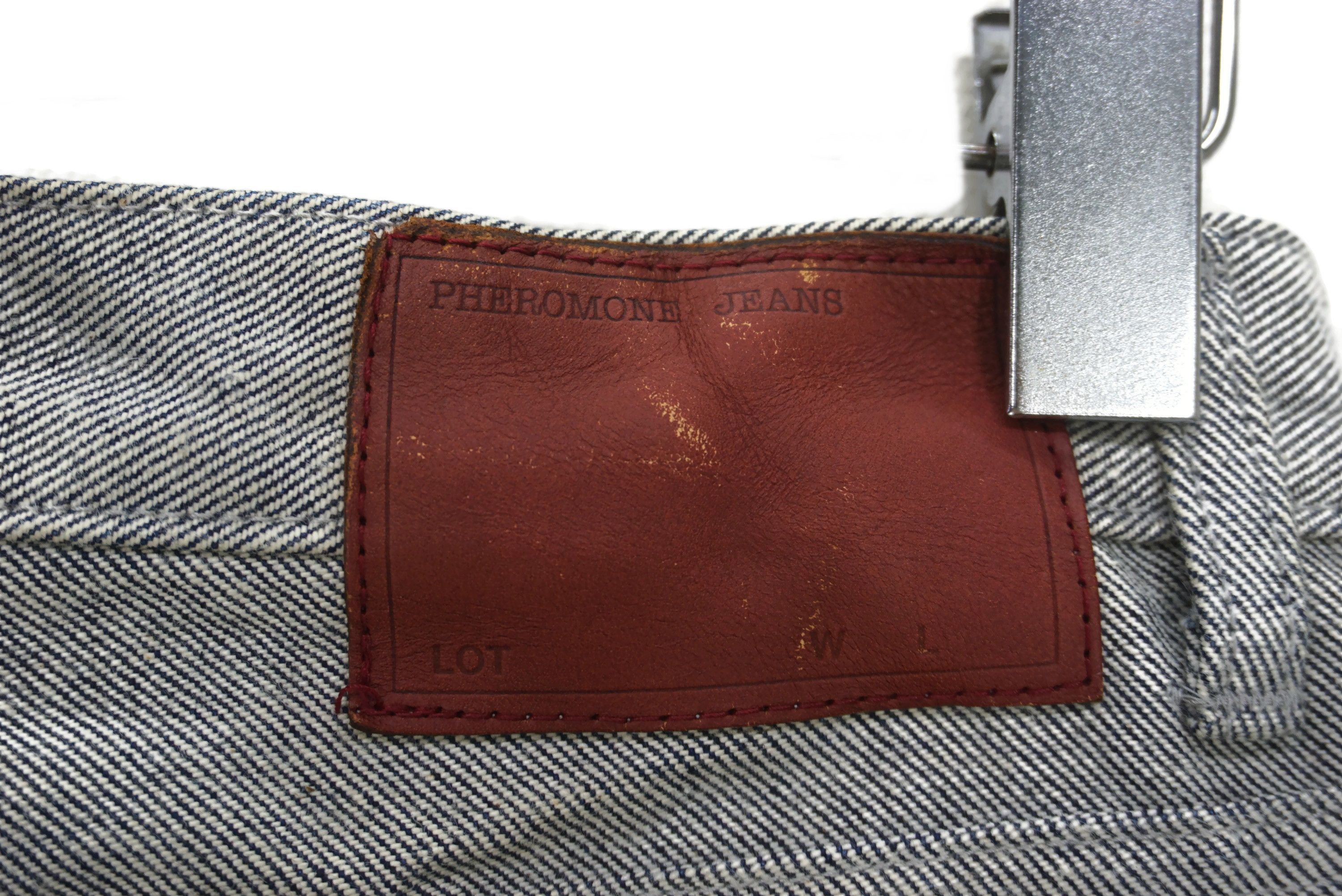 Japanese Brand Pheromone Jeans Size W29xL34 Reversed Denim Made in Japan Size US 29 - 9 Thumbnail