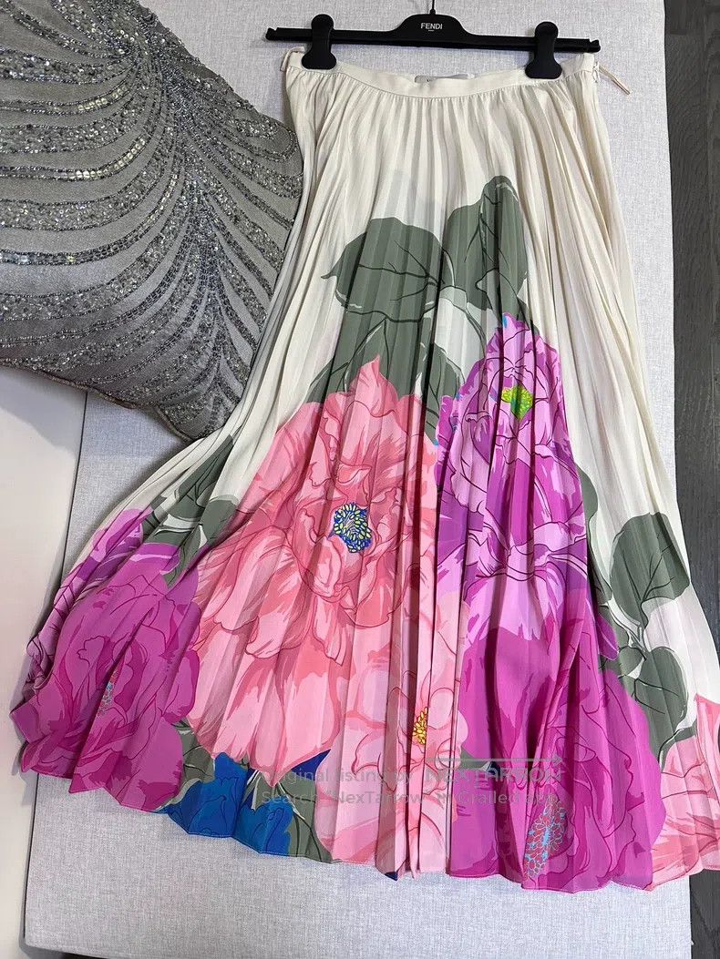 Valentino Valentino silk-printed skirt Size M / US 6-8 / IT 42-44 - 3 Thumbnail