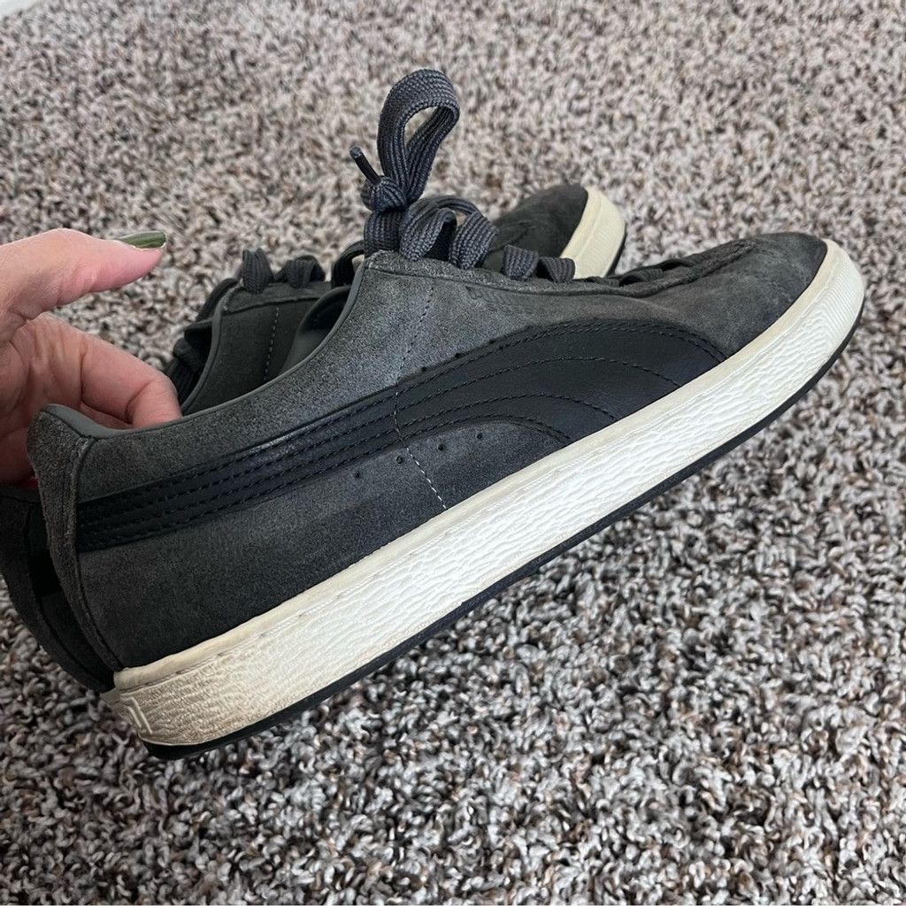 Puma Puma Men's Grey & Black Suede Eco Sneakers - M 10.5 - RARE Size US 10 / EU 43 - 6 Thumbnail