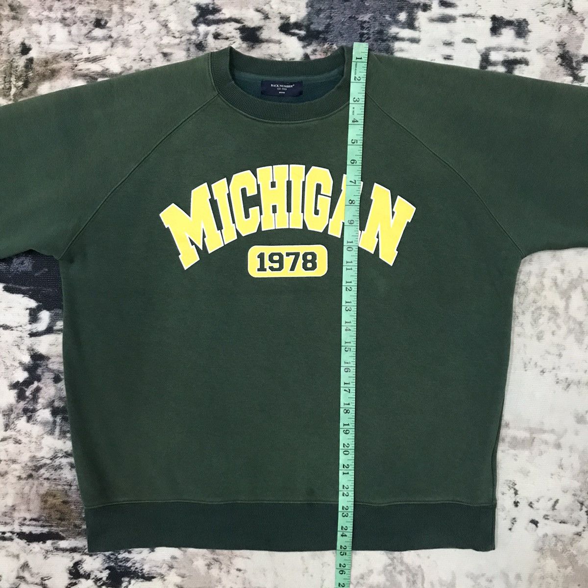 Japanese Brand Vintage Back Number Michigan Spellout Biglogo Sweatshirt Size US M / EU 48-50 / 2 - 14 Thumbnail