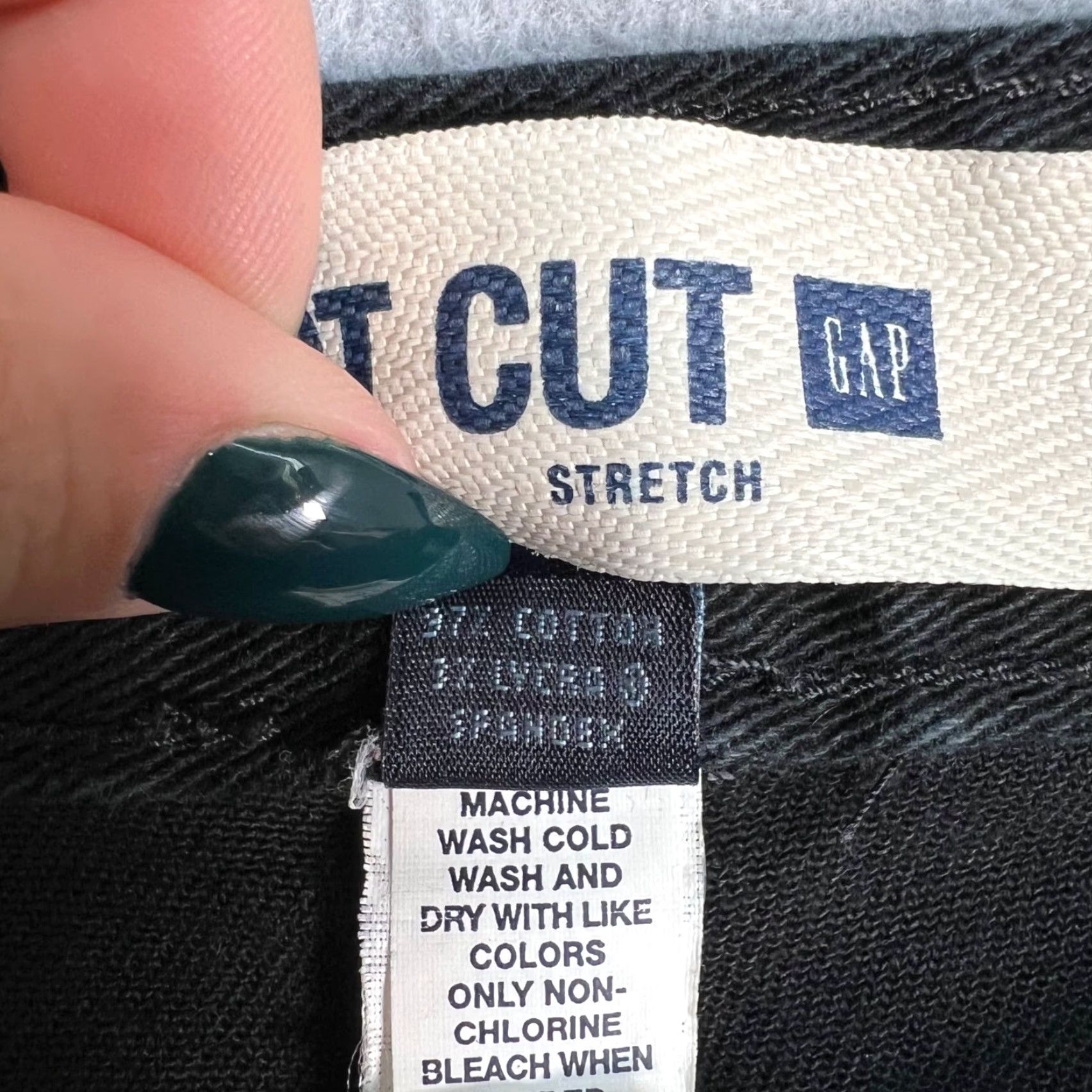Gap Gap Jeans Women's 4R Boot Cut Stretch Black Denim Cotton Blend 5-Pocket Size 4 Regular Inseam 30 Adult Womens Womens Black Gap Size 28" / US 6 / IT 42 - 4 Thumbnail