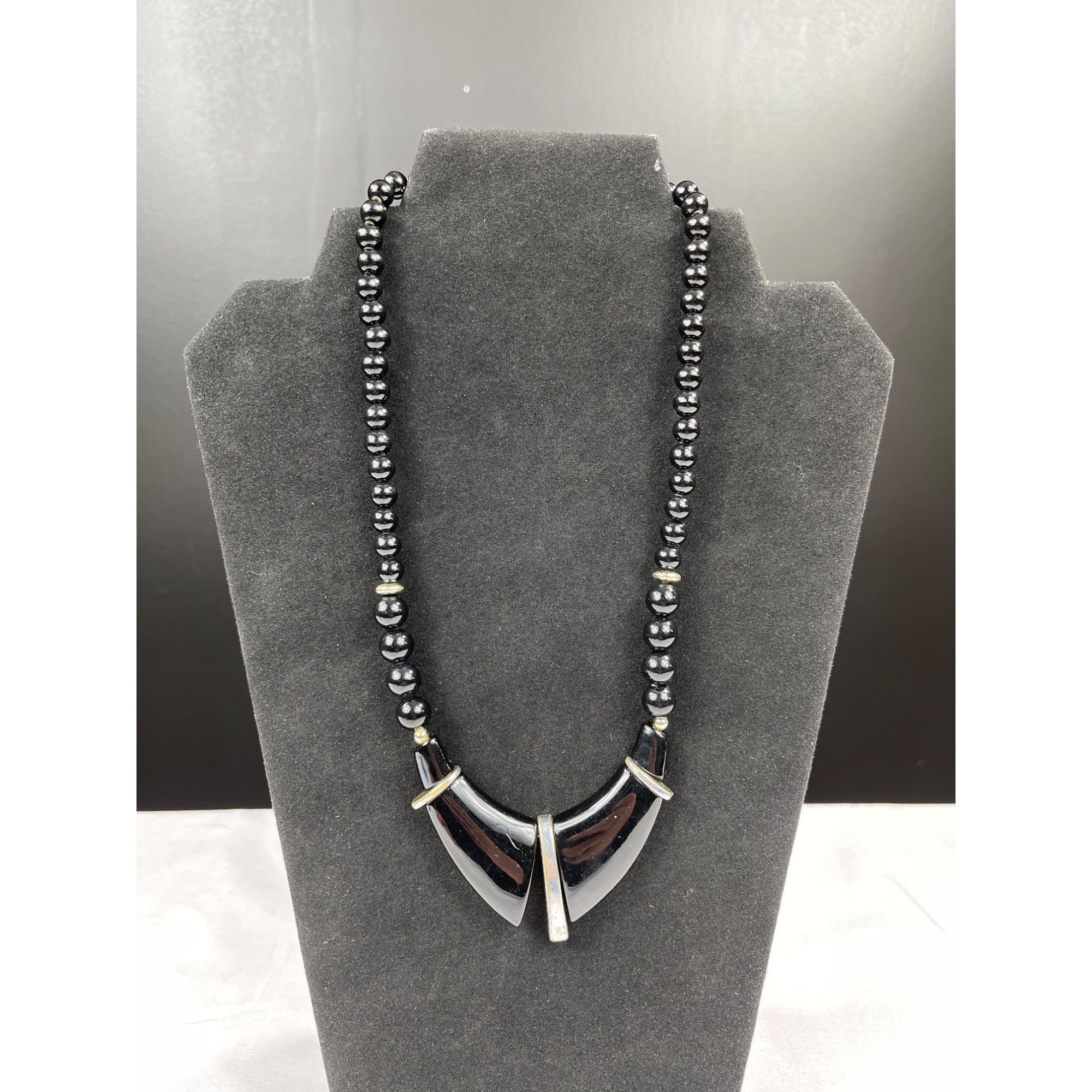 Vintage Womens SKU 7855 Black Beaded Necklace Geometric Bib like Pen Size ONE SIZE - 1 Thumbnail
