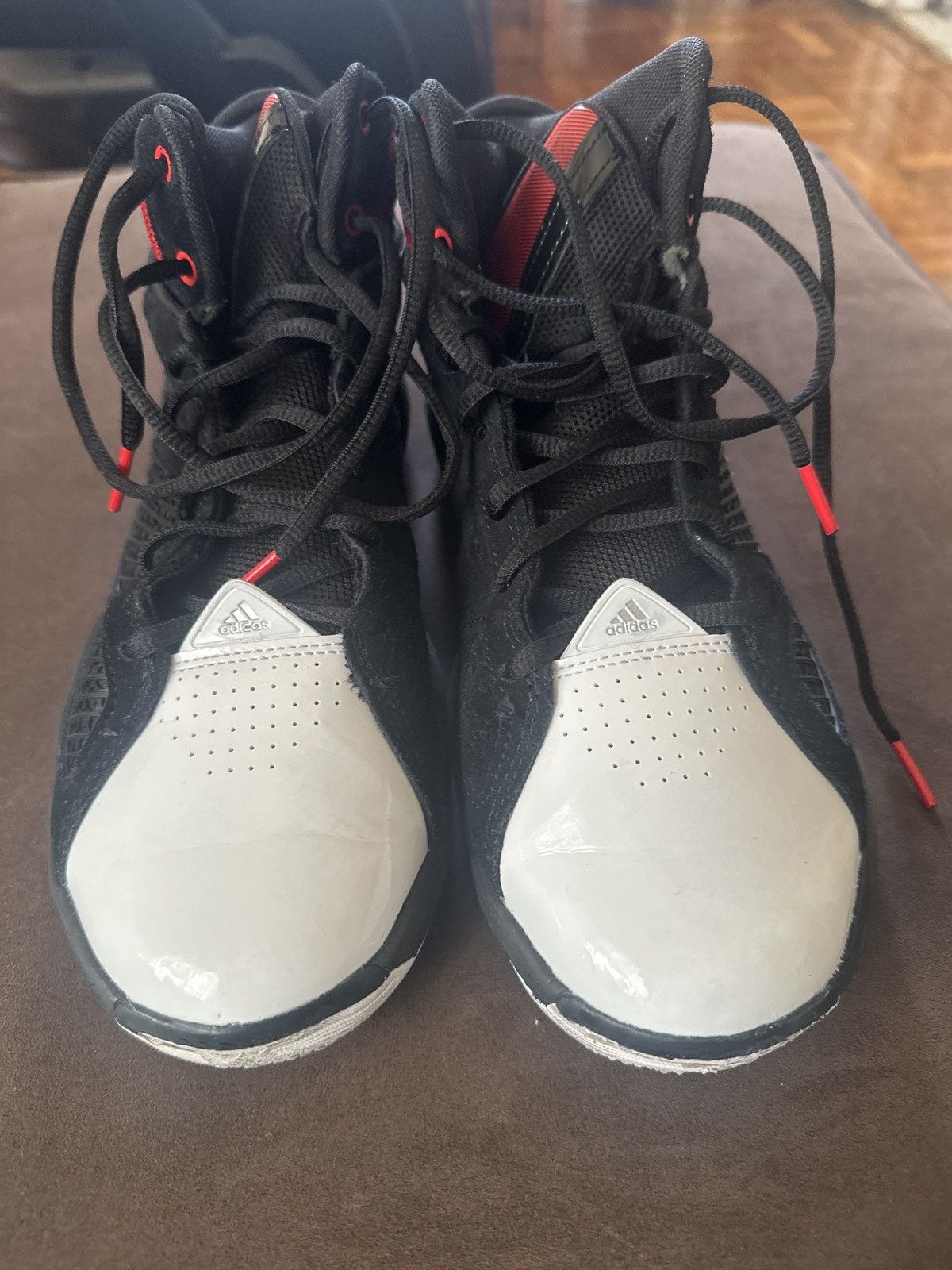 Adidas AdiZero Rose 1.5 Restomod Size US 9.5 / EU 42-43 - 3 Thumbnail