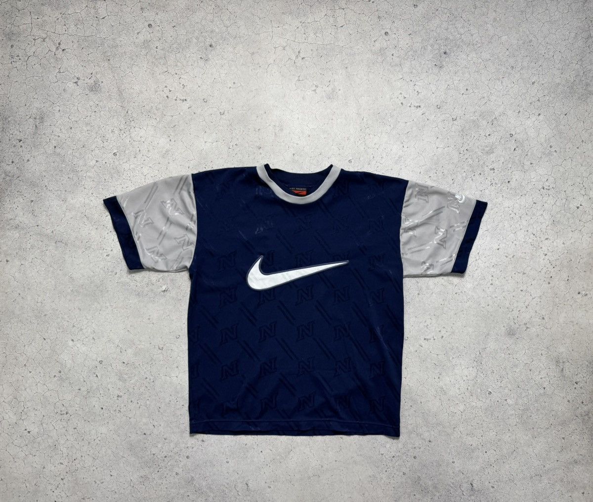 Nike Vintage 90s Nike Monogram Jersey Shirt Big Logo Swoosh Y2K Size US L / EU 52-54 / 3 - 1 Thumbnail