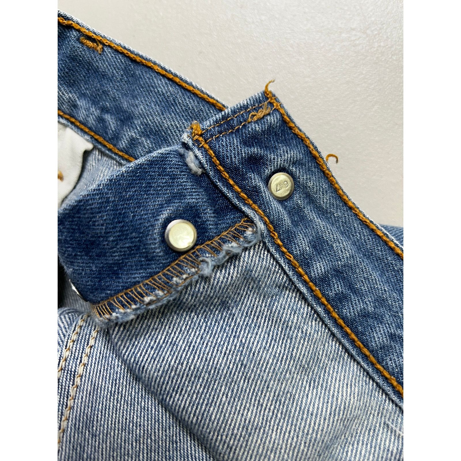 Levi's Vintage 90s Levi’s 501xx Made in USA 38x33 Actual 36x32 Size US 38 / EU 54 - 14 Thumbnail