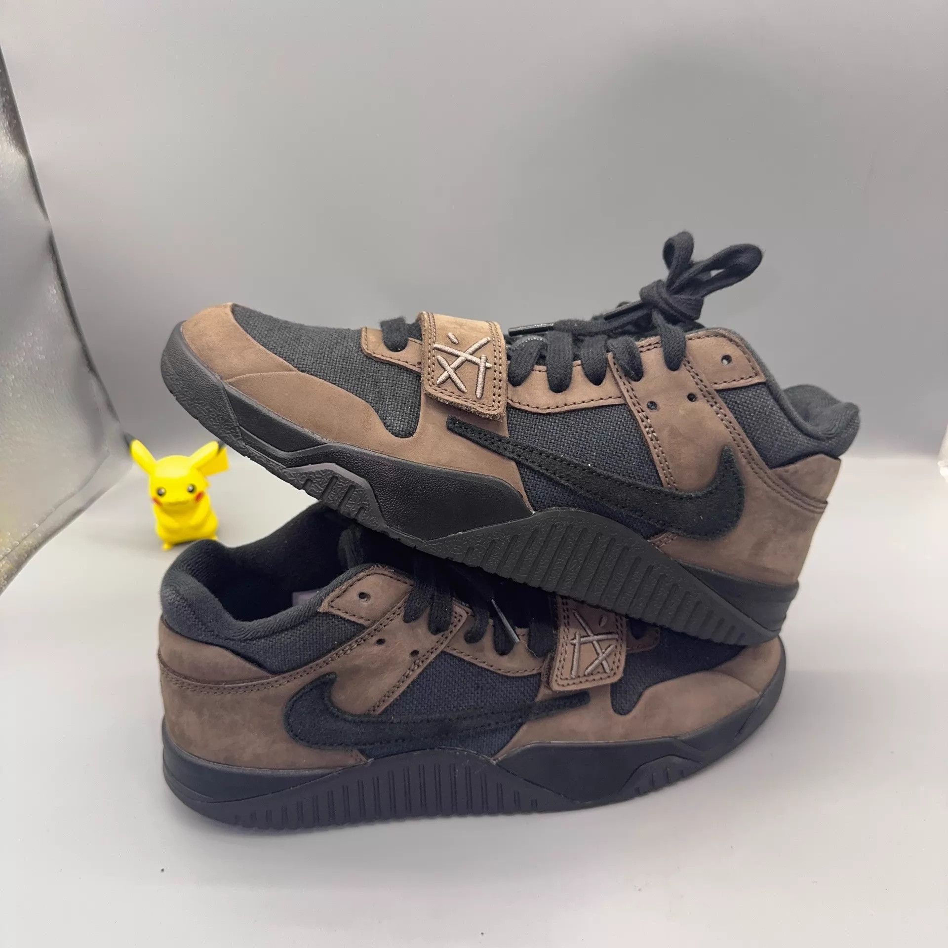Travis Scott Travis Scott x Jordan Jack DeepMocha 42.5 FZ8117-204 Size US 9 / EU 42 - 6 Thumbnail