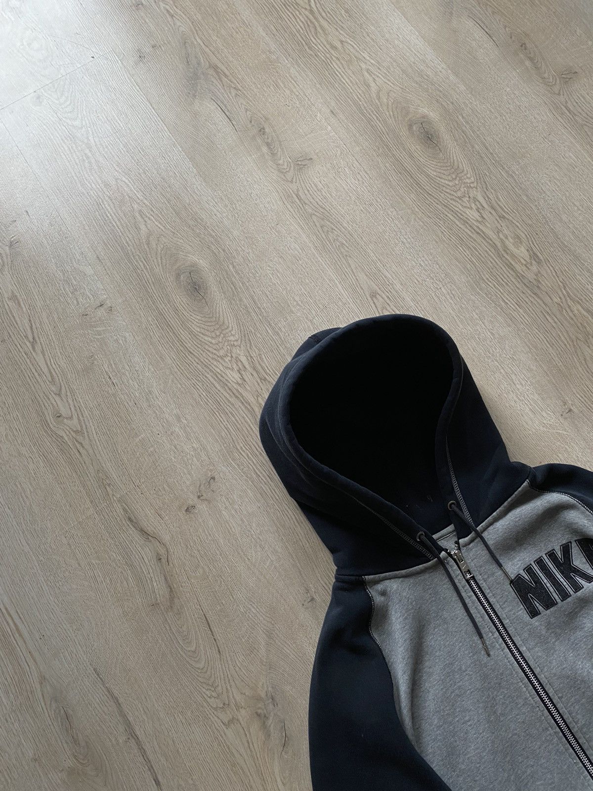 Japanese Brand Nike Vintage Zip Hoodie Big Logo Japanese Cropped Boxy Rap Size US M / EU 48-50 / 2 - 5 Thumbnail