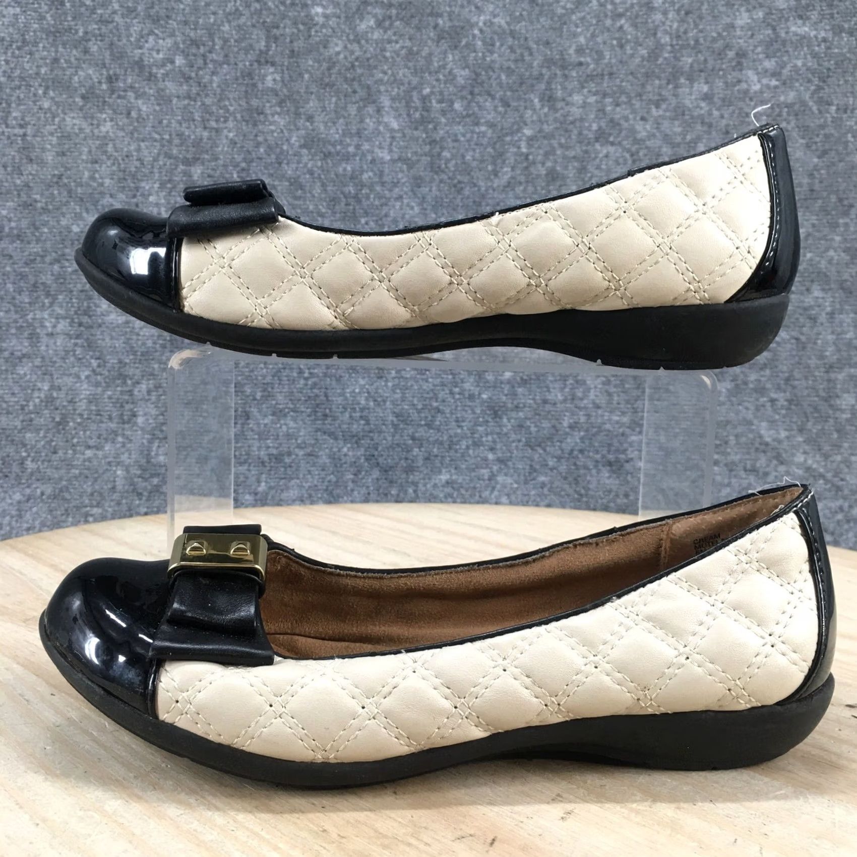 Vintage White Mountain Shoes Womens 6 M Motel Slip On Beige Faux Leather Cap Toe Casual Slop-On Size ONE SIZE - 2 Thumbnail