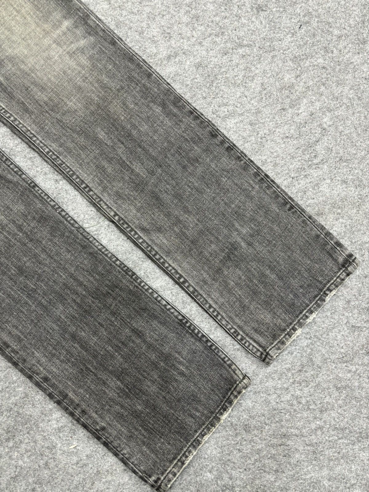 Burberry Statement Denim💥BURBERRY Patchwork Distressed Denim F568 Size US 31 - 12 Thumbnail