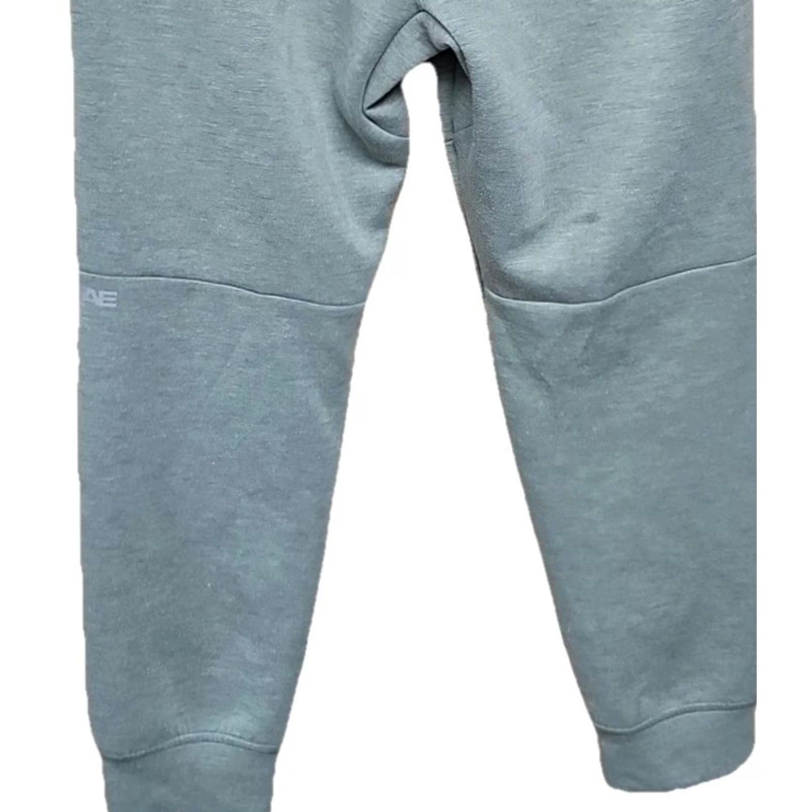 Nike Nike Jogger Pants Mens L Green Drawstring Tapered Activewear Short Description: None Size US 33 - 6 Thumbnail