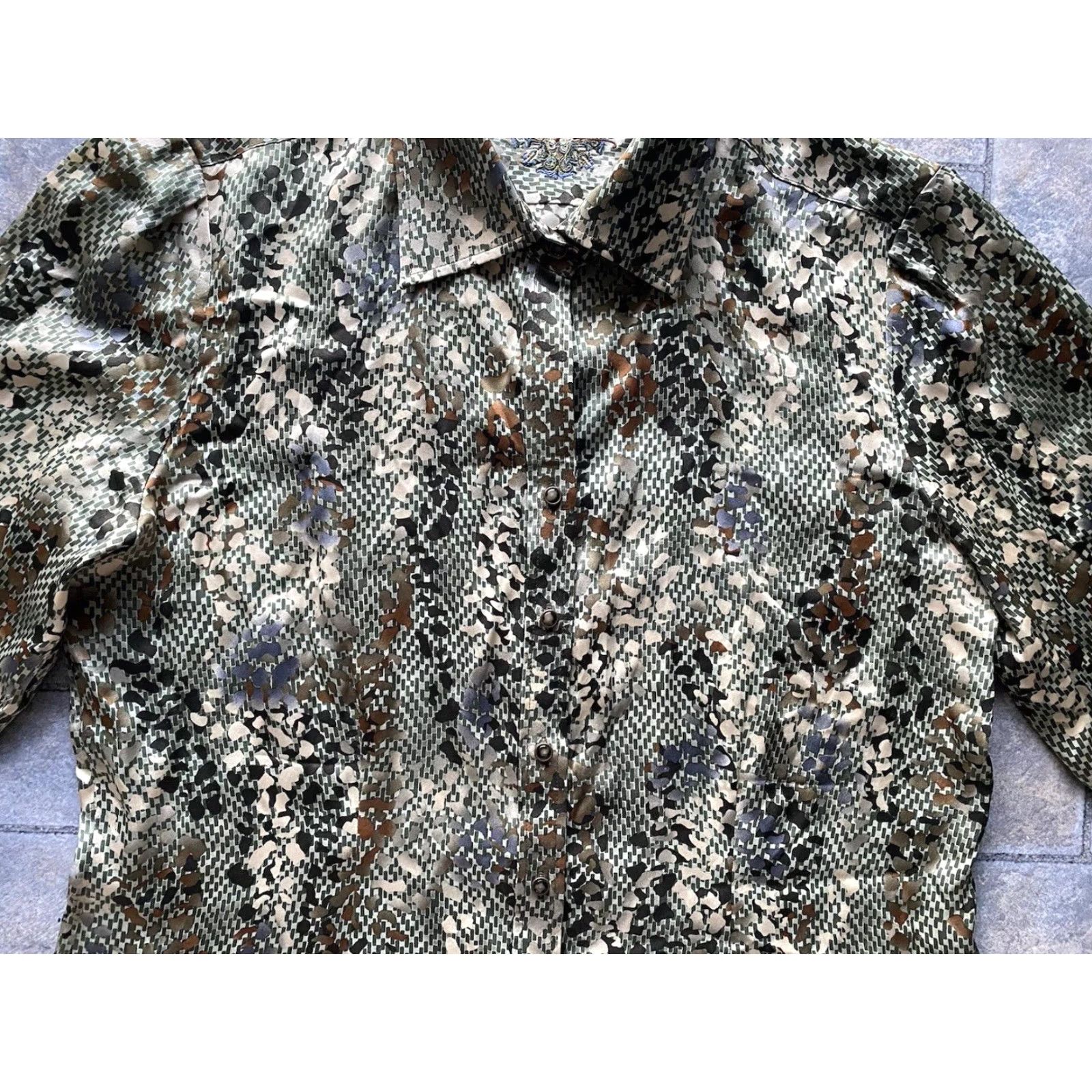Robert Graham Robert Graham Long Sleeve Womens L Shirt 100% Silk Green Snake Skin Animal Print Size L / US 10 / IT 46 - 4 Thumbnail