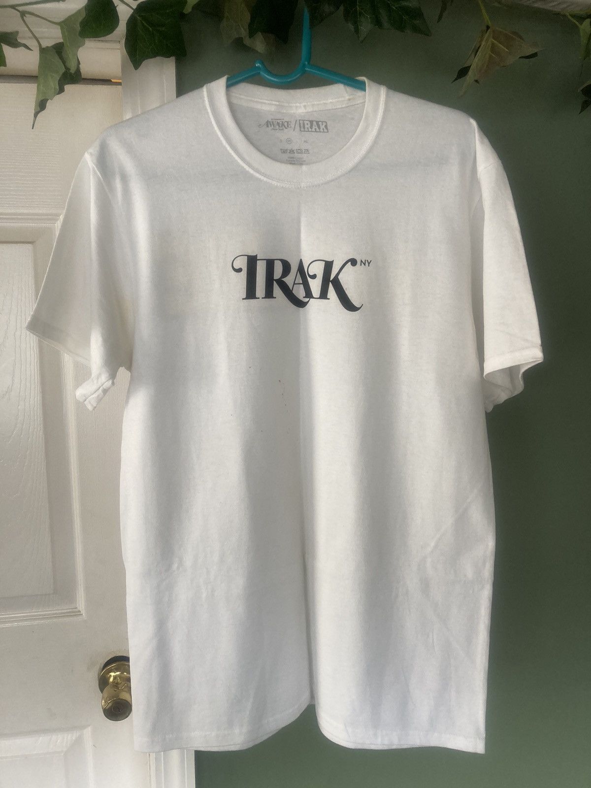 Awake NY Awake NY x Irak Logo Shirt Size US M / EU 48-50 / 2 - 1 Thumbnail