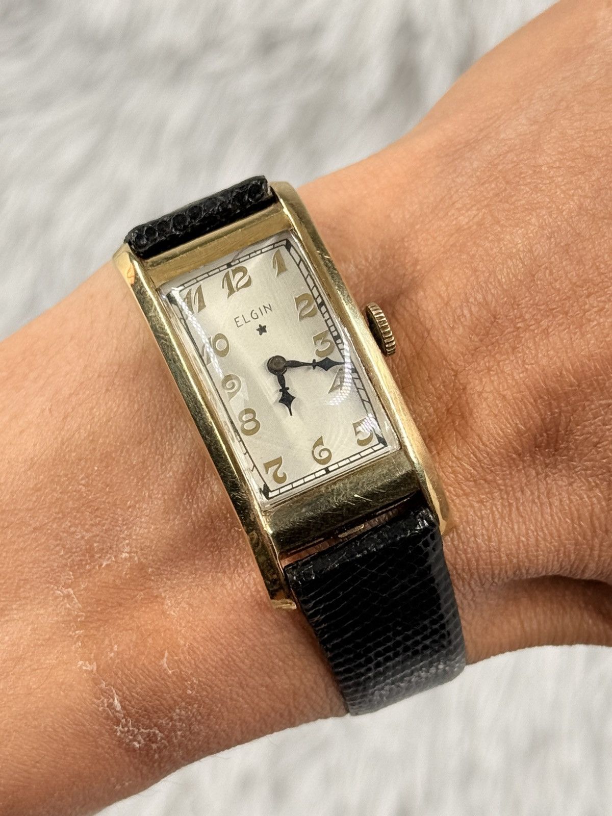 Vintage Vintage ELGIN Tank Manual Swiss Made 14K GOLD Watch Size ONE SIZE - 2 Thumbnail