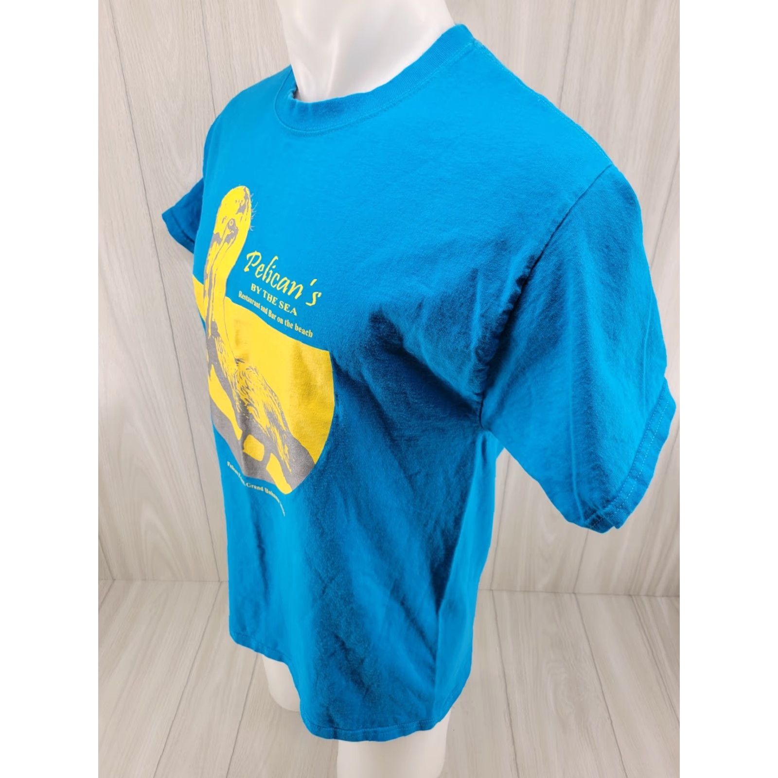 Hanes Hanes Pelican's By The Sea Bahama Island Shirt Blue L Mens T-Shirt Short Sleeve Vintage No Size US L / EU 52-54 / 3 - 4 Thumbnail