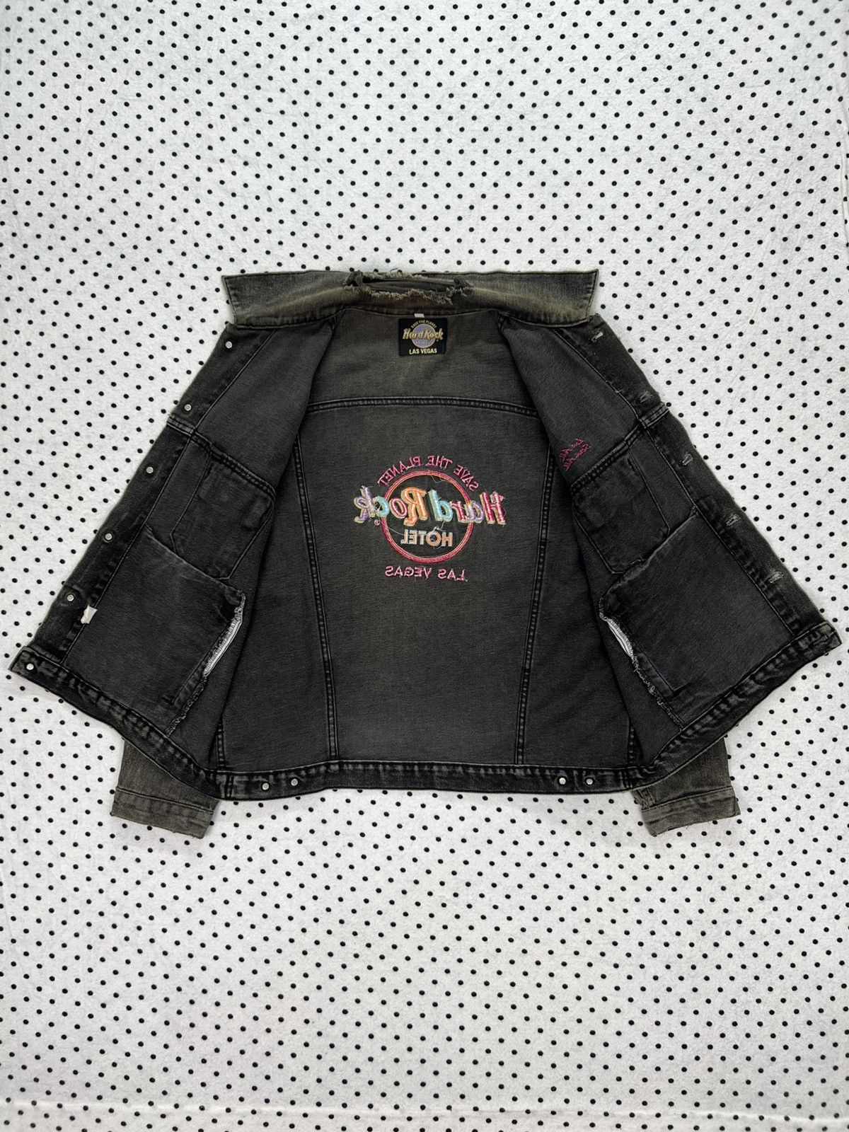 Hard Rock Cafe × Vintage Vintage Hard Rock Cafe Dirty Distressed Denim Jacket Size US L / EU 52-54 / 3 - 7 Thumbnail