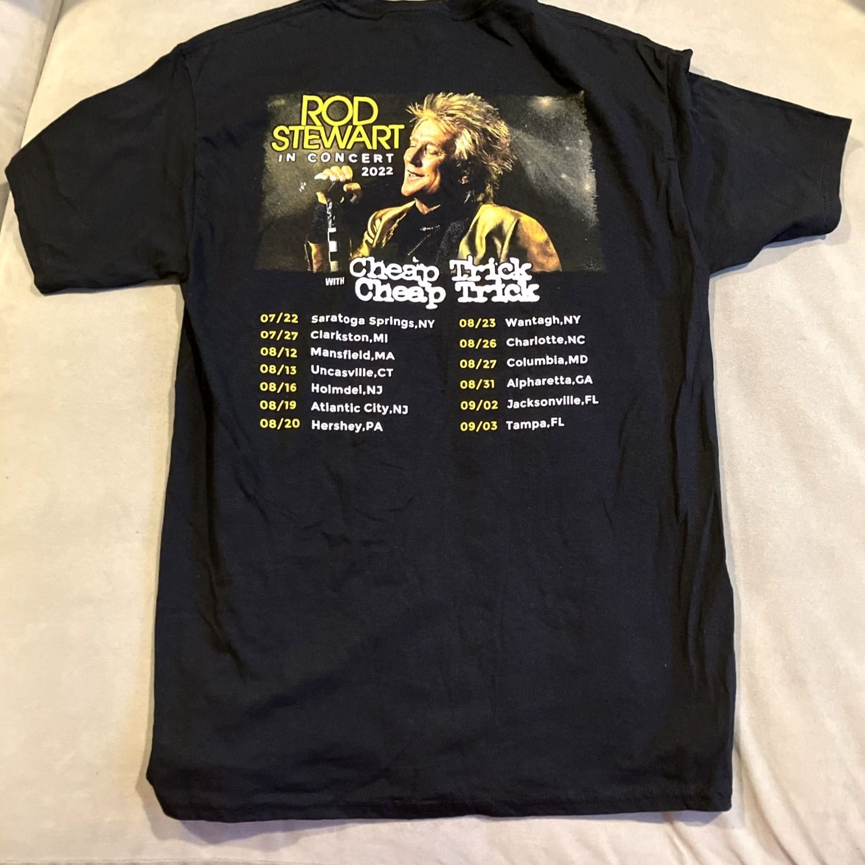 Fruit Of The Loom Rod Stewart Cheap Trick 2022 North America Tour Men’s Medium NWOT Size US M / EU 48-50 / 2 - 4 Thumbnail