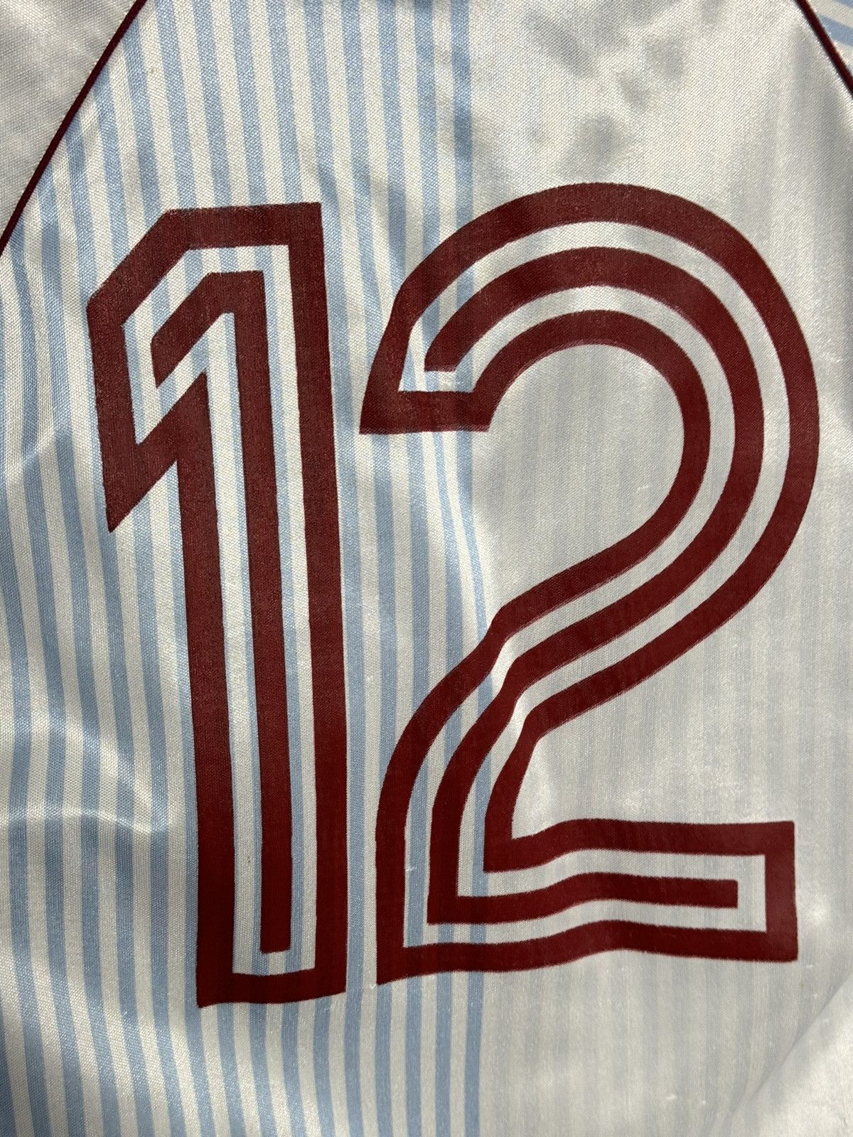 Hummel KIDS Aston Villa 87/89 Away Football Jersey Size US XS / EU 42 / 0 - 10 Thumbnail