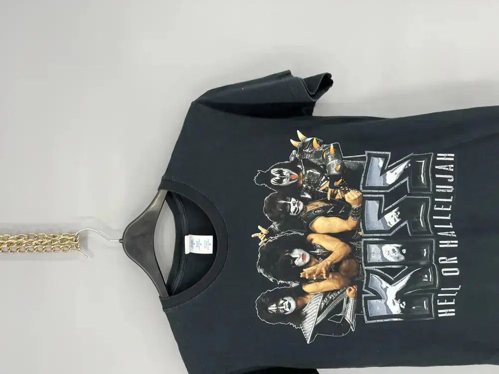 Band Tees Vintage Y2K Kiss Skulls Dead Face Band Rock Streetwear Size US M / EU 48-50 / 2 - 5 Thumbnail