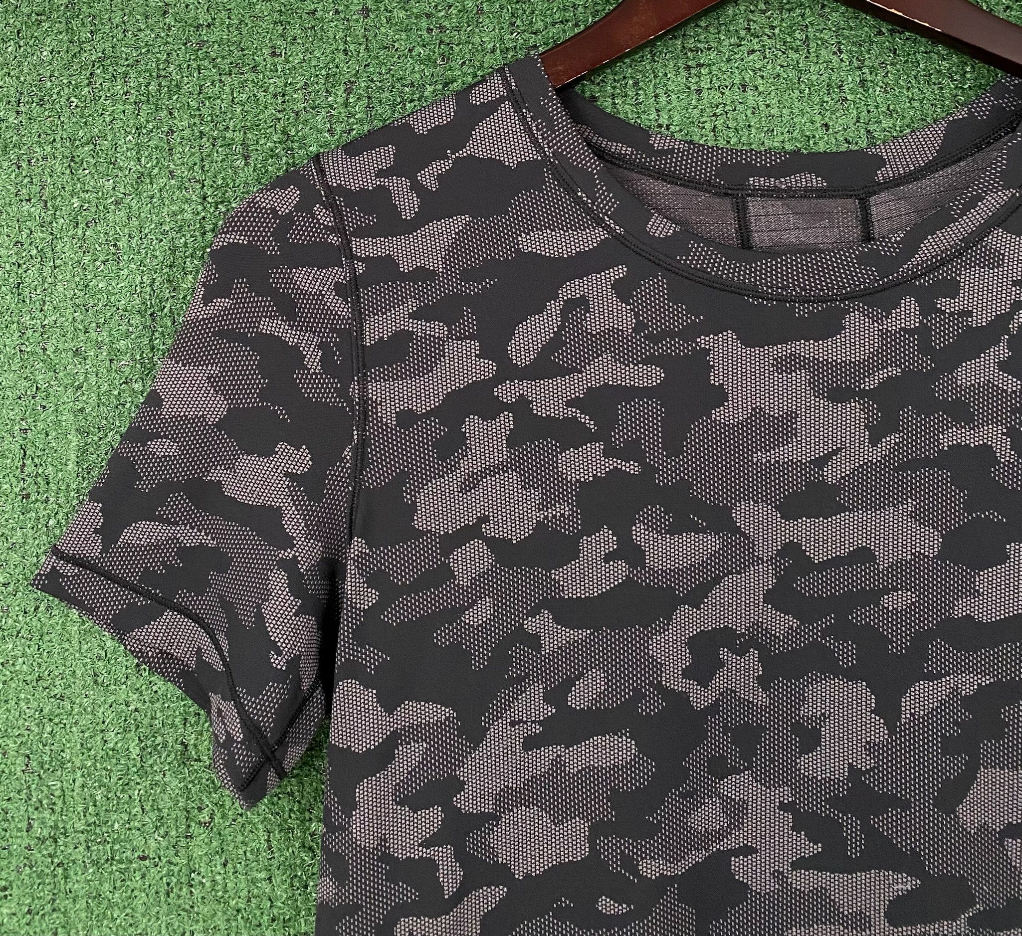 Lululemon Lululemon Swiftly Tech Black Gray Camo Short Sleeve Shirt 6 Size M / US 6-8 / IT 42-44 - 2 Thumbnail