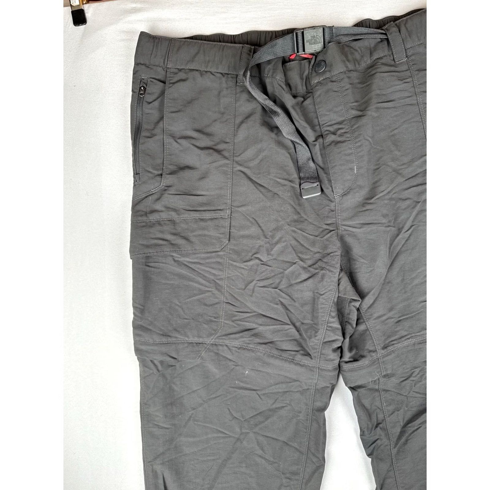 The North Face The North Face Mens Cargo Pants XXL Dark Gray Belted Hiking Convertible Outdoor Walking Adventure Size US 39 - 7 Thumbnail