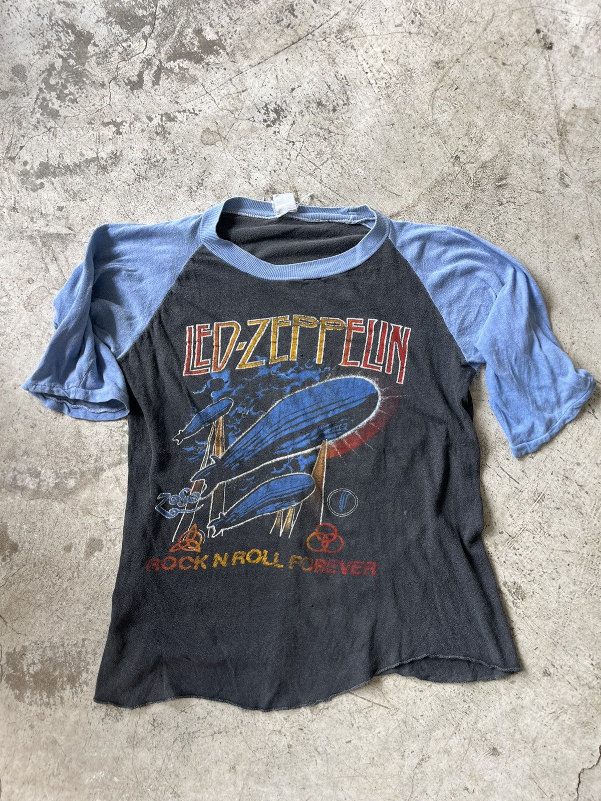 Band Tees × Led Zeppelin × Vintage Vintage LED-ZEPPELIN Rock N Roll Forever 80’s tshirt Size US M / EU 48-50 / 2 - 11 Thumbnail